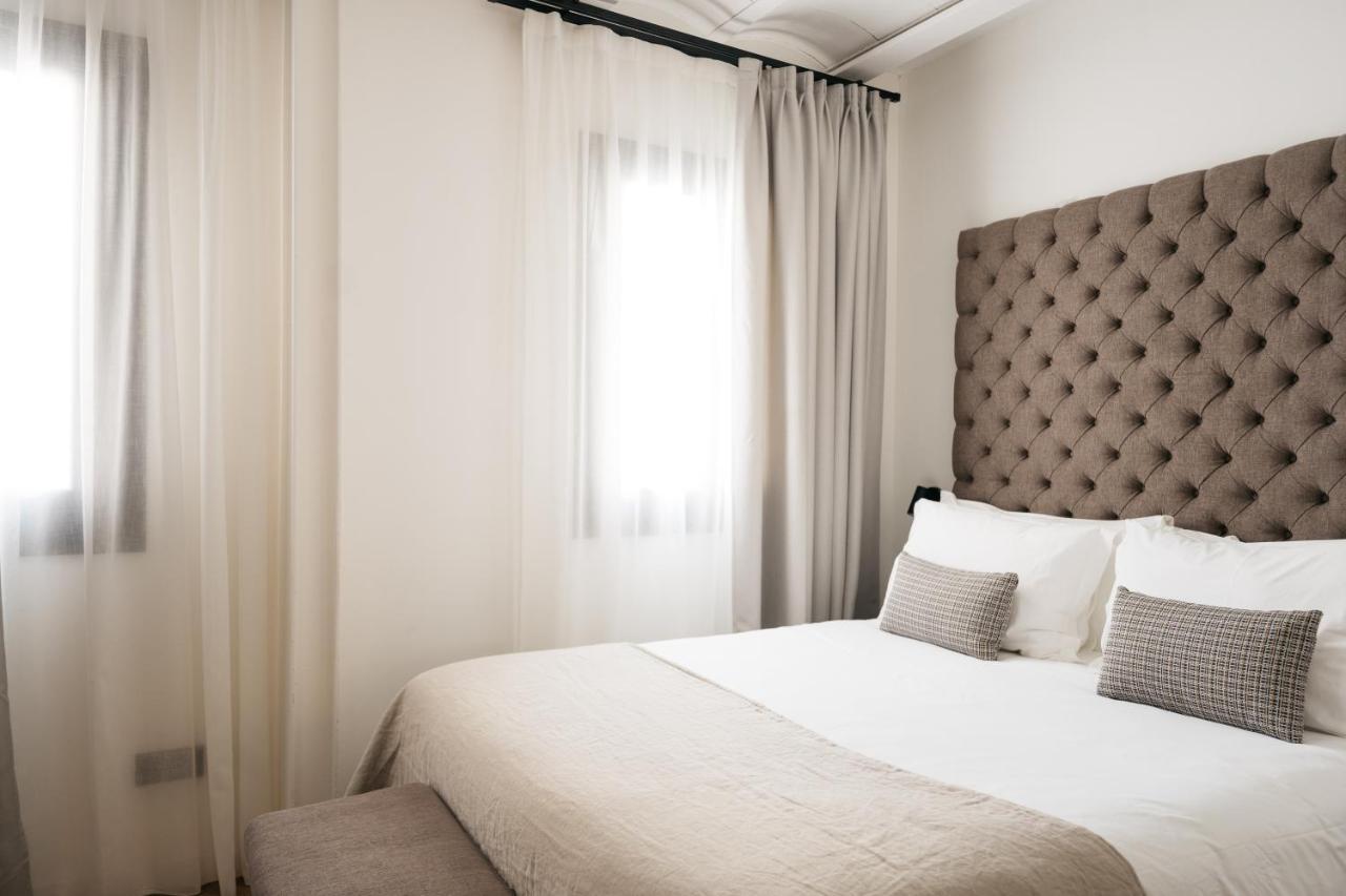 Boutique Hotel Petit Montision PMI Exteriör bild