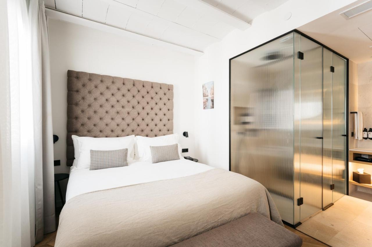 Boutique Hotel Petit Montision PMI Exteriör bild
